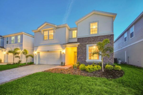 Beautiful 10 bed home with private pool & spa